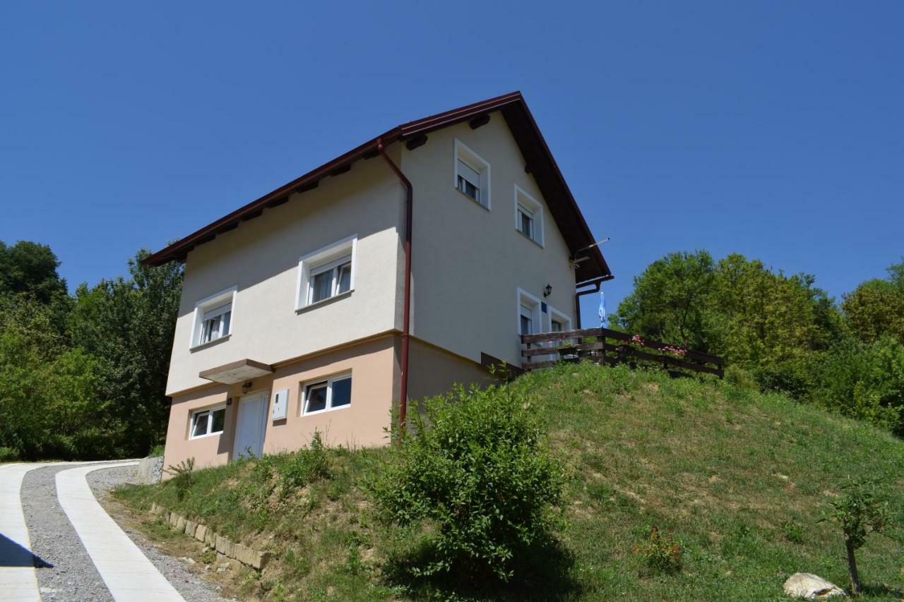 Apartmani Husko Tuheljske Toplice Exterior photo